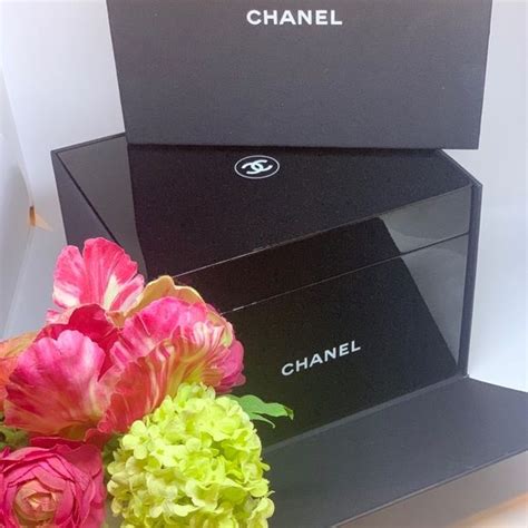 chanel la boite laquee|Chanel La Boîte Laquée Beauty Box .